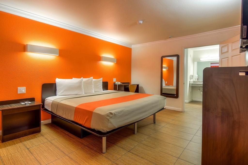 Motel 6-Menifee, Ca Экстерьер фото