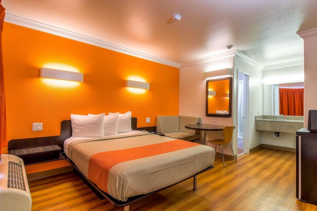 Motel 6-Menifee, Ca Экстерьер фото